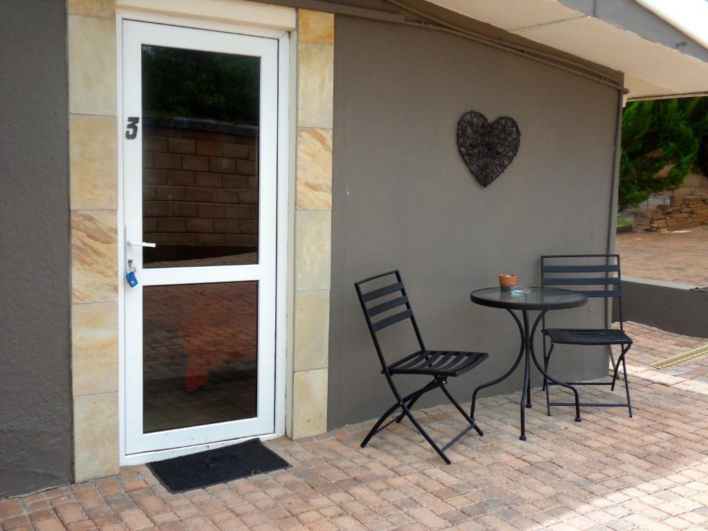 Hotel Haus Holzapfel Beaufort West Zimmer foto